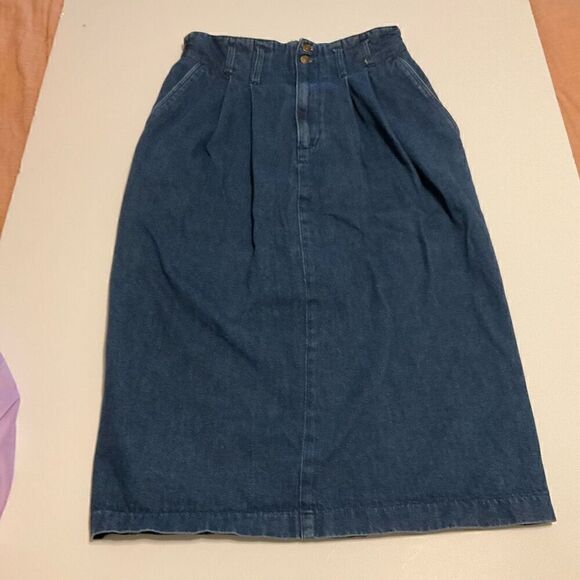 Vintage 80’s Sasson Denim Midi Skirt. Pockets! Ooh la la sasson! - Picture 3 of 14